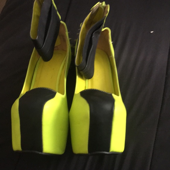 Platform heels - Picture 4 of 4